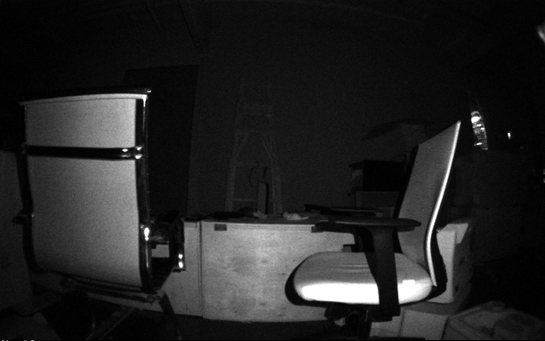 无惧黑暗强光，纯视觉导航也能全天候作业 